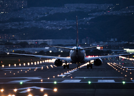 <b>“一分为二”的神奇山峰趵突泉</b>