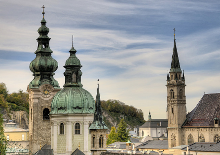 <b>“一盘清水”：青龙湖公园</b>